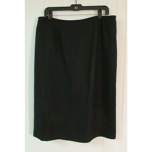 LESUIT BLACK SKIRT SIZE 14